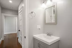 17 Howes St, Boston, MA 02125 - Photo 10