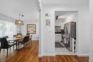 49 Breakwater Dr, Chelsea, MA 02150 - Photo 18