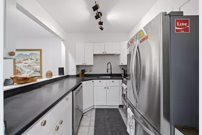 49 Breakwater Dr #49, Chelsea, MA 02150 - Photo 16