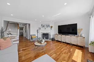 49 Breakwater Dr, Chelsea, MA 02150 - Photo 26