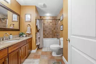 71 Romsey St, Boston, MA 02125 - Photo 20