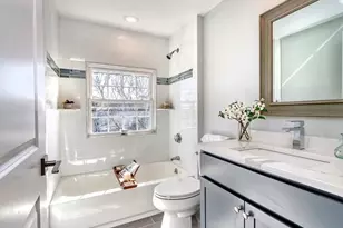 7 Hillside Ave, Medford, MA 02155 - Photo 18