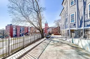 7 Hillside Ave, Medford, MA 02155 - Photo 20