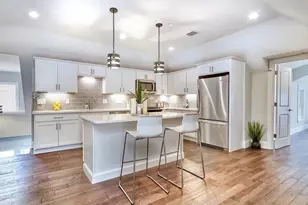 7 Hillside Ave, Medford, MA 02155 - Photo 2