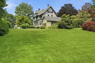 33 Gilbert St, North Brookfield, MA 01535 - Photo 1