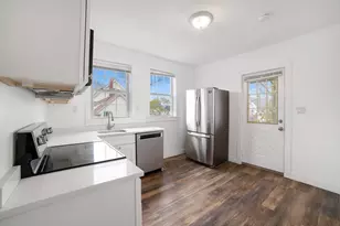 276 Fayette St, Quincy, MA 02170 - Photo 2