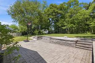 15 George St, Reading, MA 01867 - Photo 40