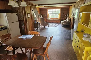 43 Summer St, Barre, MA 01005 - Photo 8