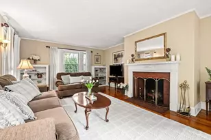 8 Clifton Rd, Milton, MA 02186 - Photo 10