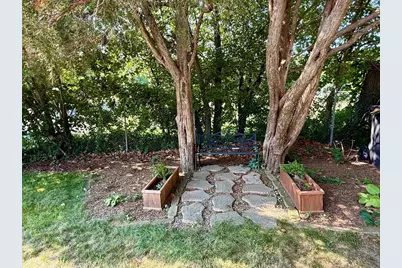 12 Hendricks St, Avon, MA 02322 - Photo 20