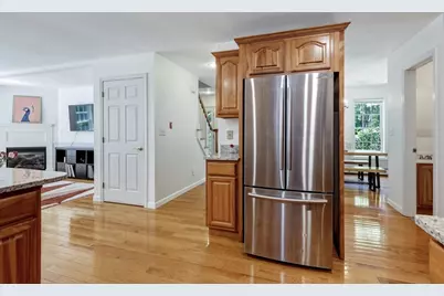 41 Country Ln, Sunderland, MA 01375 - Photo 8