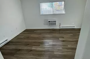 31 Vine St, Weymouth, MA 02188 - Photo 6