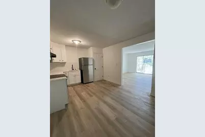 31 Vine St #32, Weymouth, MA 02188 - Photo 4