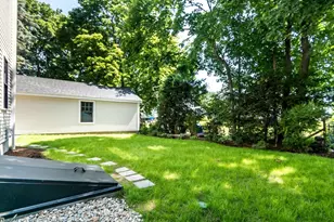 38 Hillcroft Rd, Waltham, MA 02452 - Photo 36