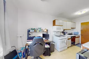 15 Governors Ave, Medford, MA 02155 - Photo 6