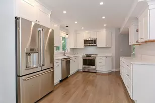 6 Lord Terrace, Woburn, MA 01801 - Photo 2