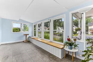 15 Briggs St, Taunton, MA 02780 - Photo 6