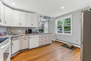 15 Briggs St, Taunton, MA 02780 - Photo 10