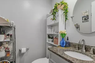 35 Shaw St, Lowell, MA 01851 - Photo 26
