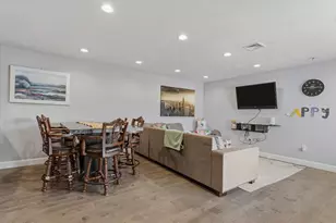 35 Shaw St, Lowell, MA 01851 - Photo 8