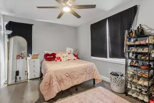 35 Shaw St, Lowell, MA 01851 - Photo 12