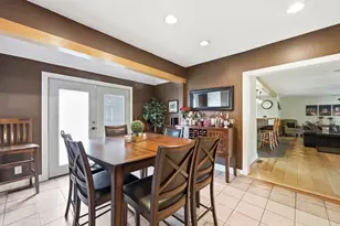 26 Paderewski St, Chicopee, MA 01013 - Photo 16