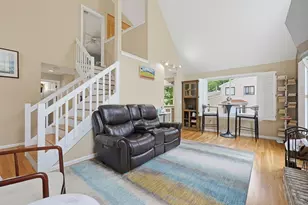 33 Brimstone Way, Ashland, MA 01721 - Photo 2