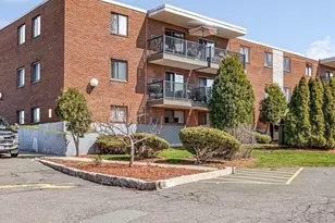 400 Governors Dr, Winthrop, MA 02152 - Photo 2
