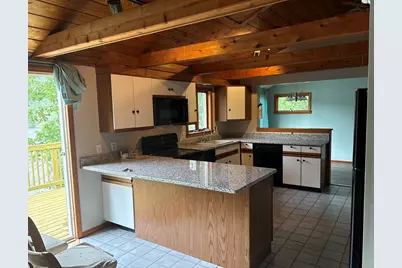 8 Julia Ann Dr, Holland, MA 01521 - Photo 6