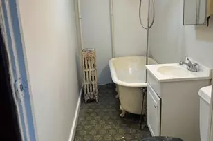448 Dickinson, Springfield, MA 01108 - Photo 4