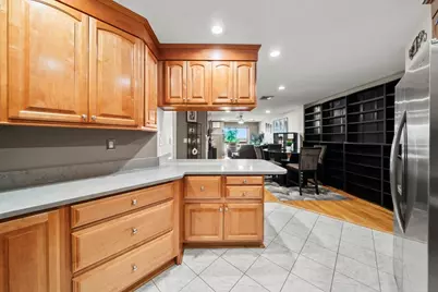 90 Quincy Shore Dr #805, Quincy, MA 02171 - Photo 6
