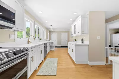99 Park St, North Reading, MA 01864 - Photo 8