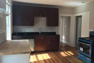 17 Usher, Medford, MA 02155 - Photo 2