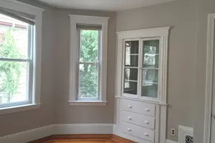 17 Usher, Medford, MA 02155 - Photo 6