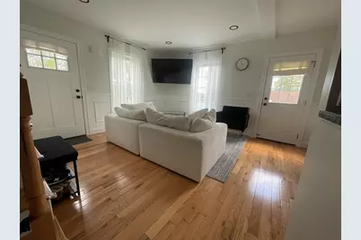 122 Swan Ave, Fitchburg, MA 01420 - Photo 4