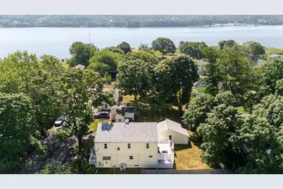 13 Wood St, Somerset, MA 02726 - Photo 10