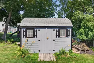 17 Rockwood Ln, Lawrence, MA 01843 - Photo 36