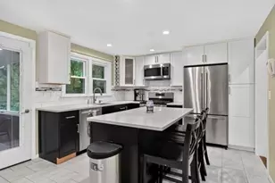 11 Geraldine Rd, Framingham, MA 01701 - Photo 14