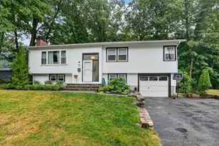 11 Geraldine Rd, Framingham, MA 01701 - Photo 2