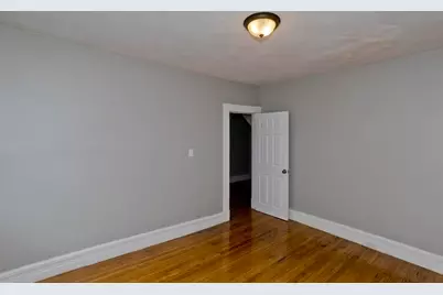 65 Montrose St, Springfield, MA 01109 - Photo 14
