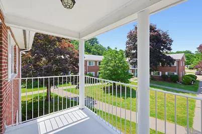 31 Bayberry Dr #4, Sharon, MA 02067 - Photo 4
