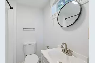 580 Ash St, Brockton, MA 02301 - Photo 14
