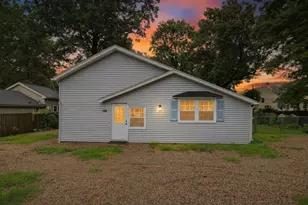 109 N Lake Ave, Southwick, MA 01077 - Photo 1