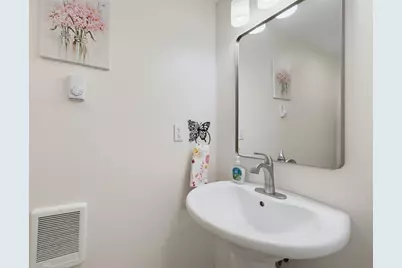 109 N Lake Ave, Southwick, MA 01077 - Photo 14