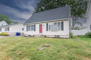 223 Mazarin St, Springfield, MA 01151 - Photo 1