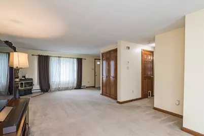 223 Mazarin St, Springfield, MA 01151 - Photo 12