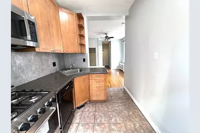 11 Irving Street #7, Boston, MA 02114 - Photo 2