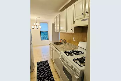 8 Shrewsbury Green Dr #A, Shrewsbury, MA 01545 - Photo 1