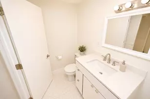 1427 Commonwealth Ave, Boston, MA 02135 - Photo 8