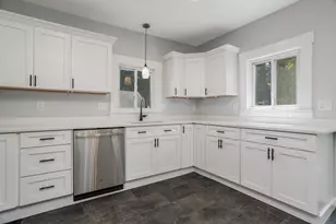 38 Cottage St, Leominster, MA 01453 - Photo 1